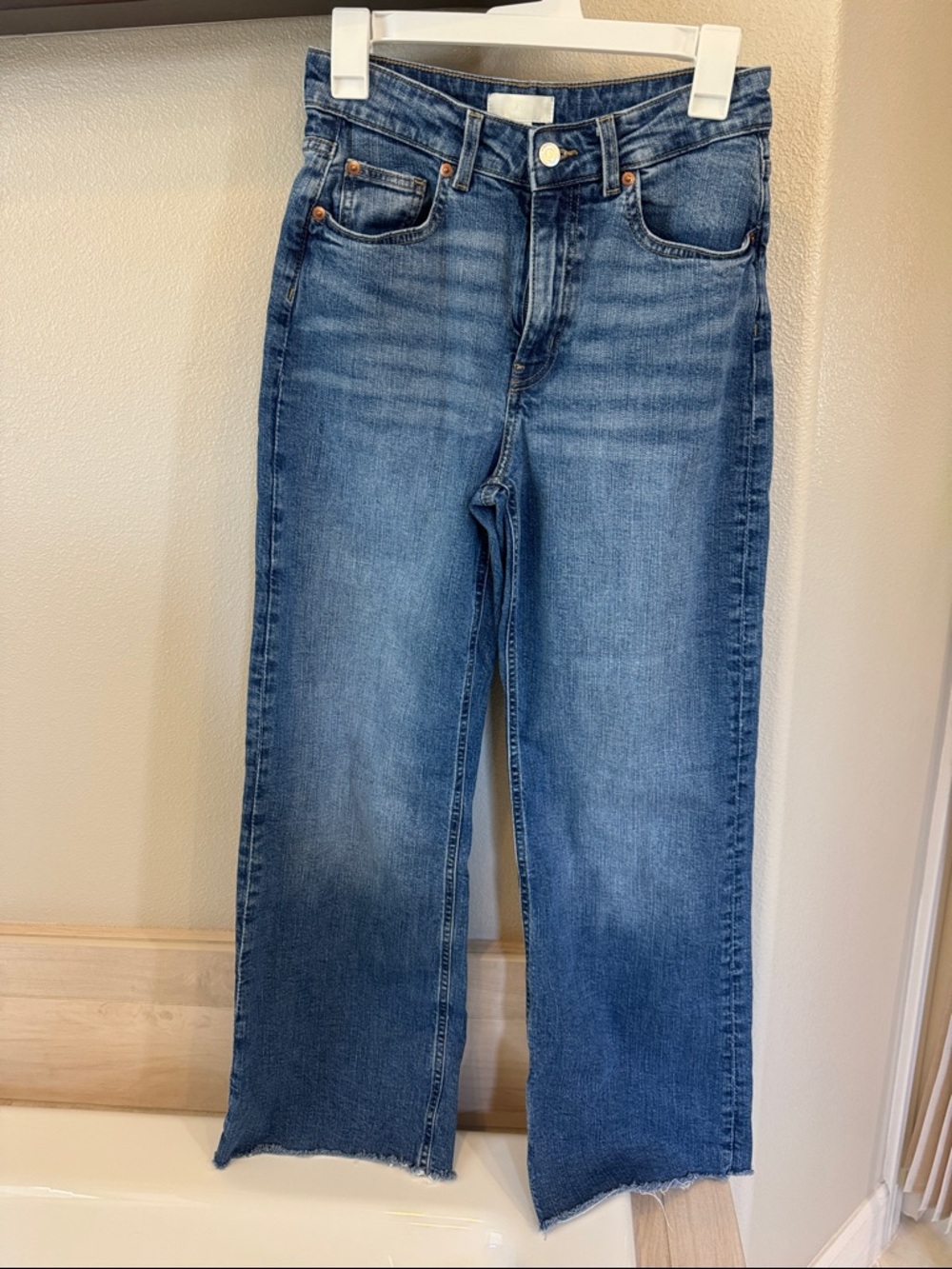 H&M women’s Blue wide leg Denim Jeans